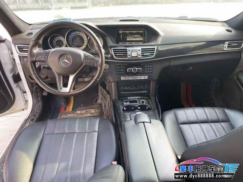 14年奔驰E轿车抵押车出售