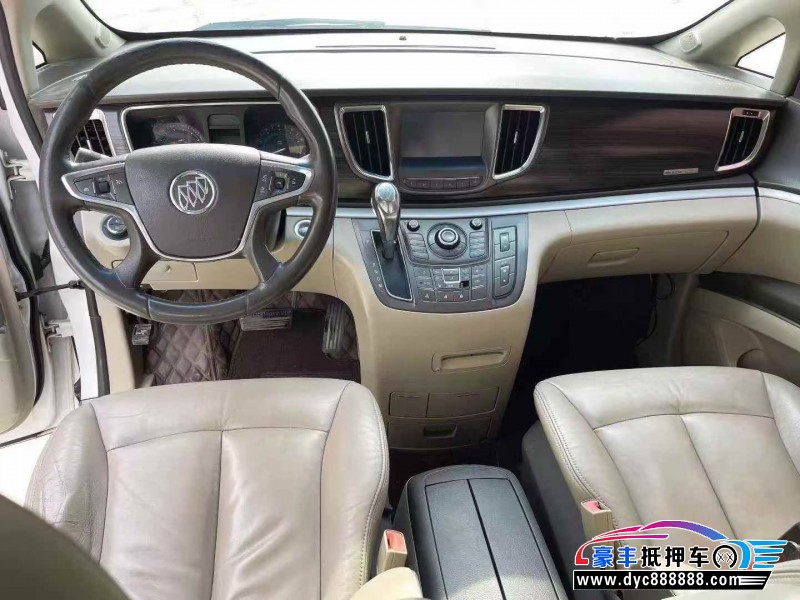 13年别克GL8MPV抵押车出售