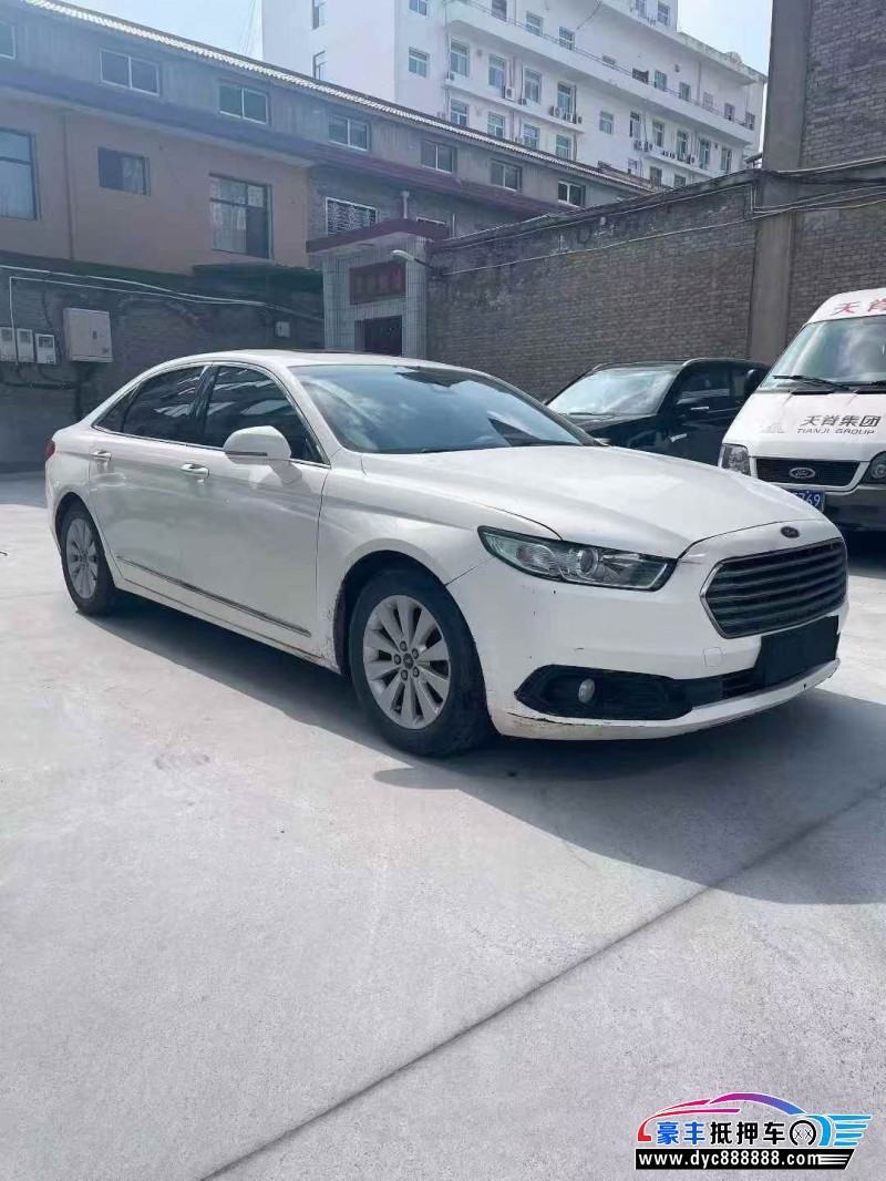 16年福特金牛座轿车抵押车出售