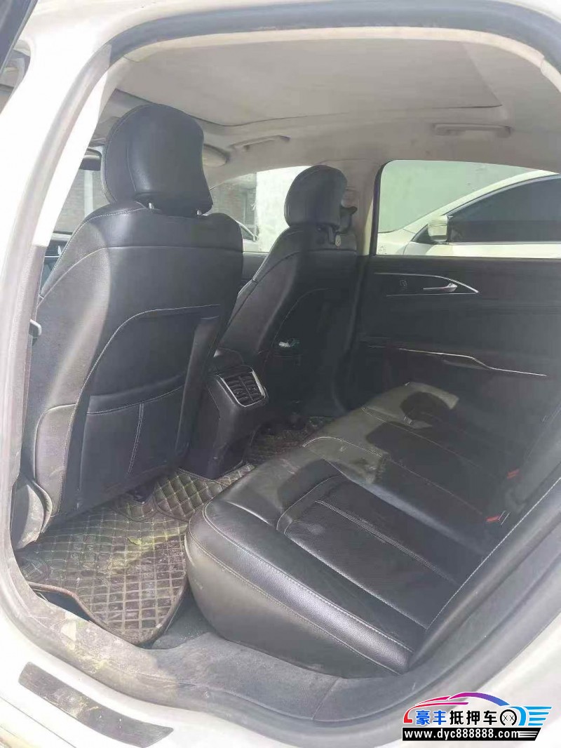 16年福特金牛座轿车抵押车出售