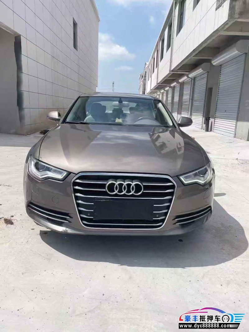 抵押车出售14年奥迪A6L轿车