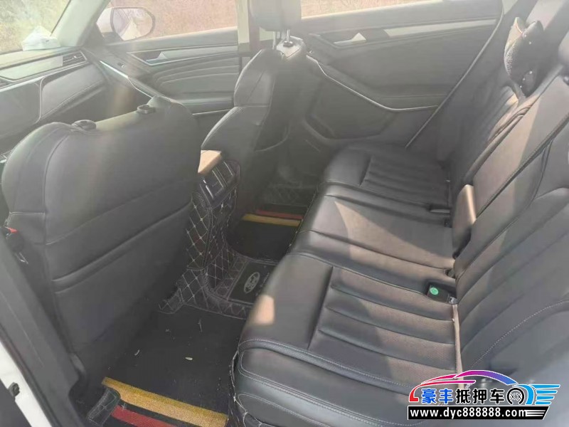 20年福特锐界轿车抵押车出售