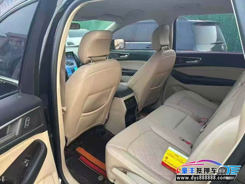 20年福特锐界轿车抵押车出售