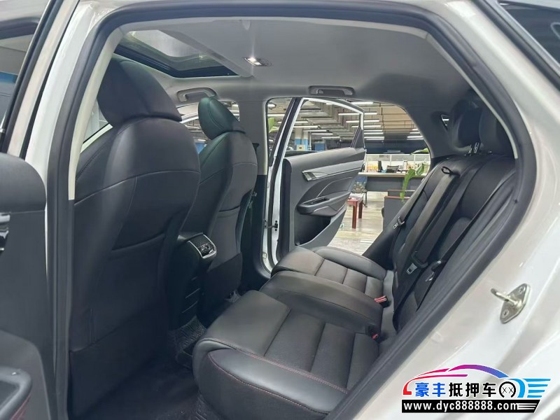 20年吉利缤瑞轿车抵押车出售