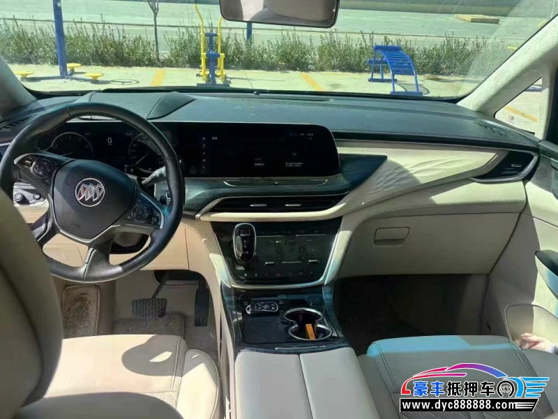 20年别克GL8轿车抵押车出售