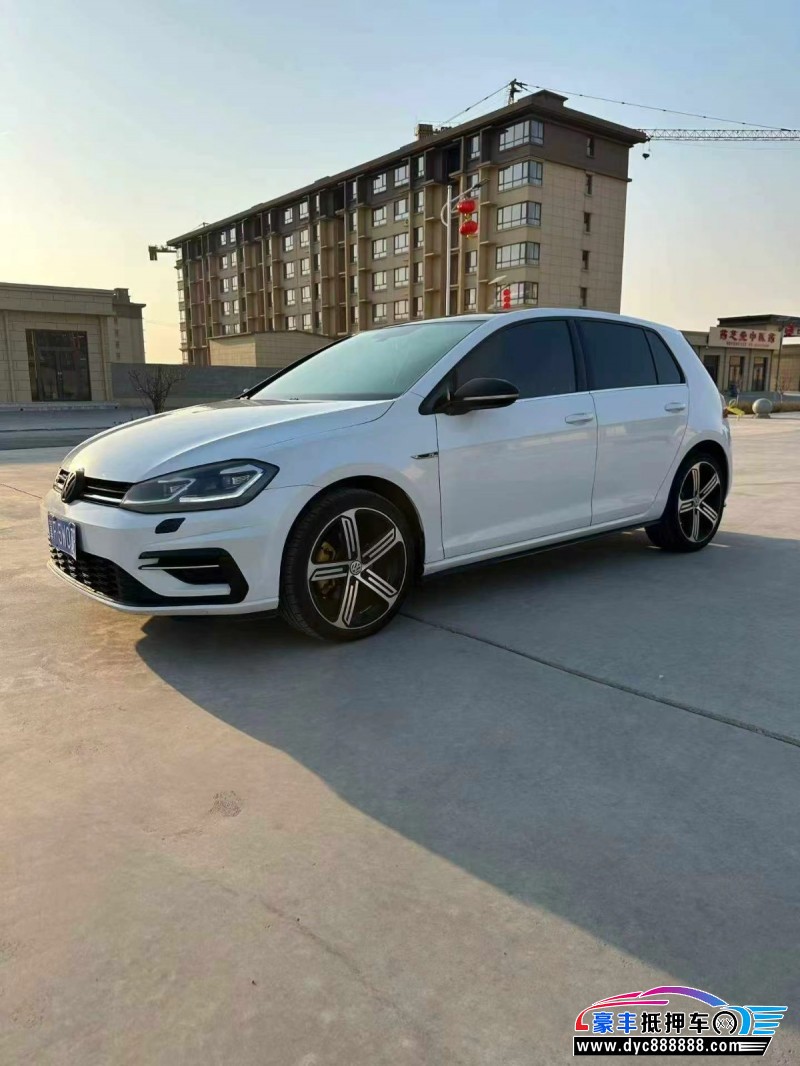20年大众高尔夫轿车抵押车出售