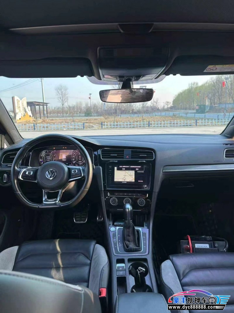 20年大众高尔夫轿车抵押车出售