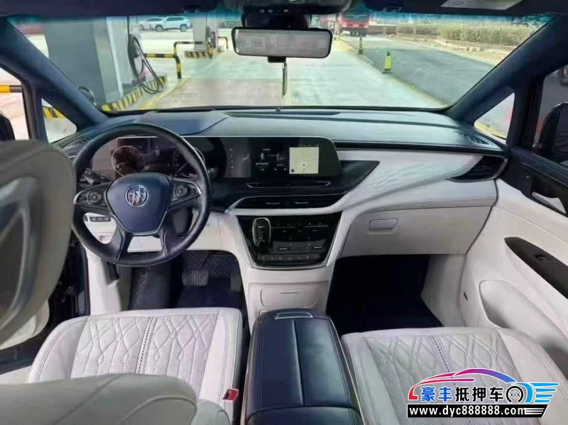 20年别克GL8轿车抵押车出售