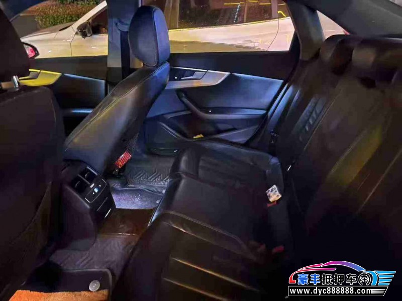 19年奥迪A4L轿车抵押车出售