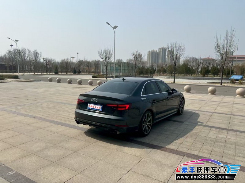 19年奥迪S4轿车抵押车出售