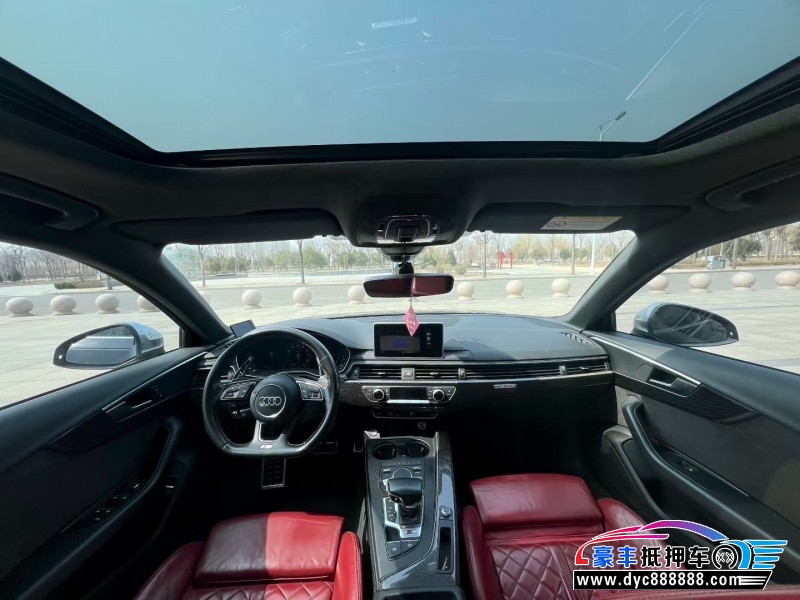 19年奥迪S4轿车抵押车出售