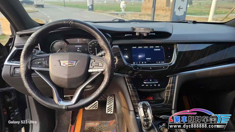 20年凯迪拉克xt6轿车抵押车出售