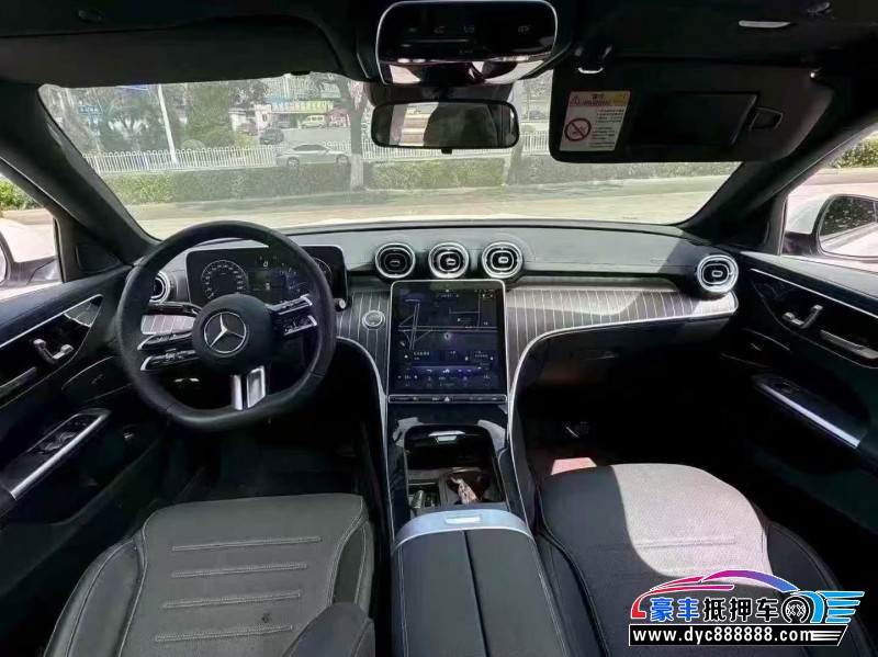 24年奔驰C轿车抵押车出售