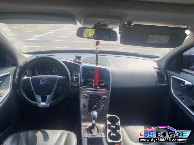 17年沃尔沃XC60轿车抵押车出售