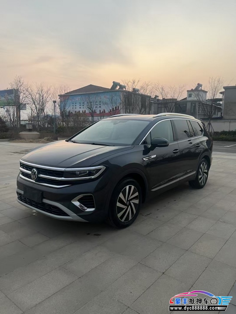 23年大众揽镜轿车抵押车出售