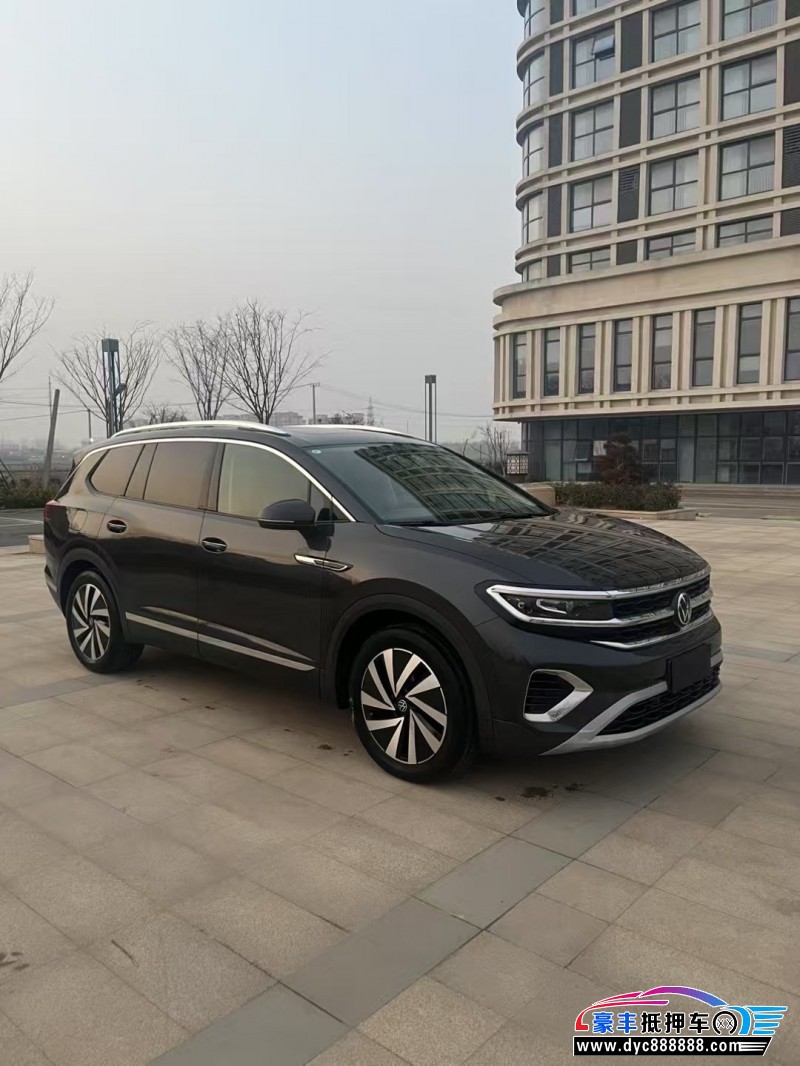 23年大众揽镜轿车抵押车出售