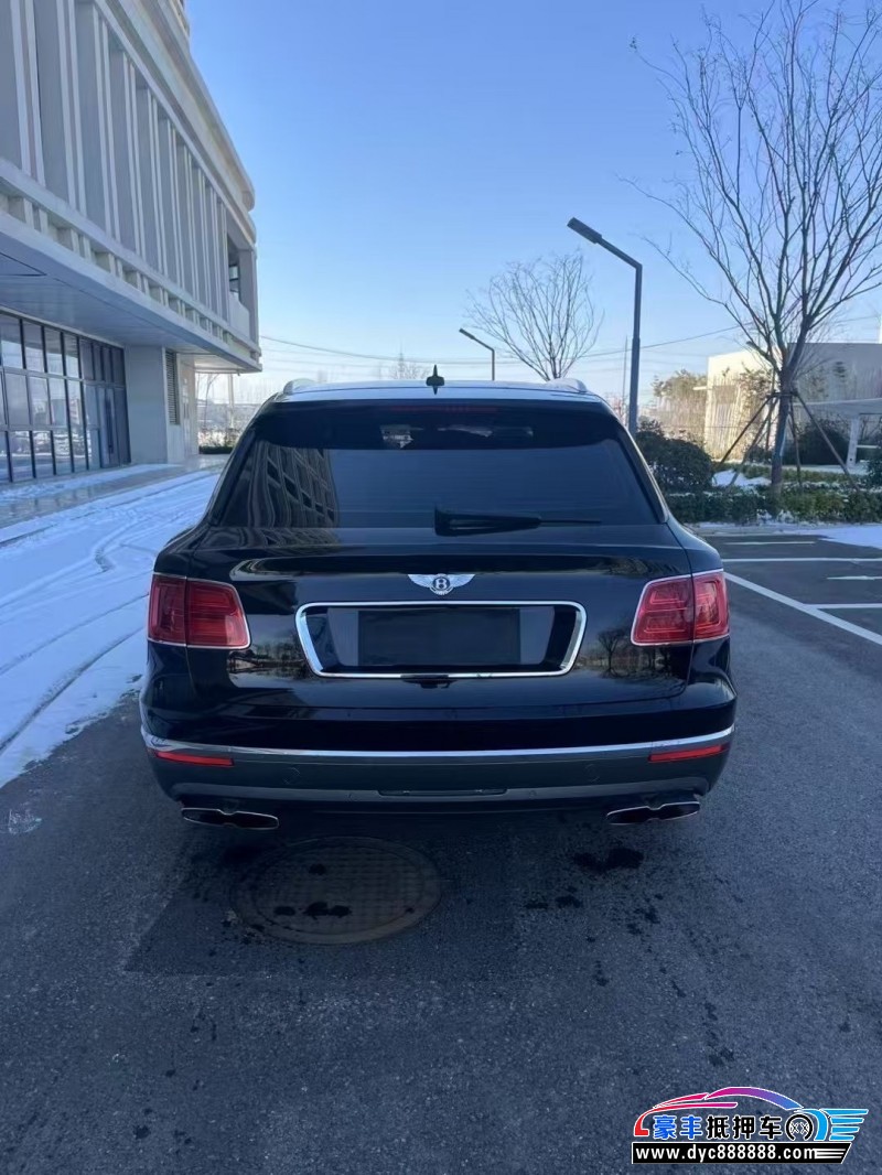 18年宾利添越轿车抵押车出售