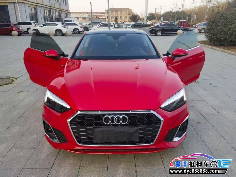 抵押车出售22年奥迪A5轿车