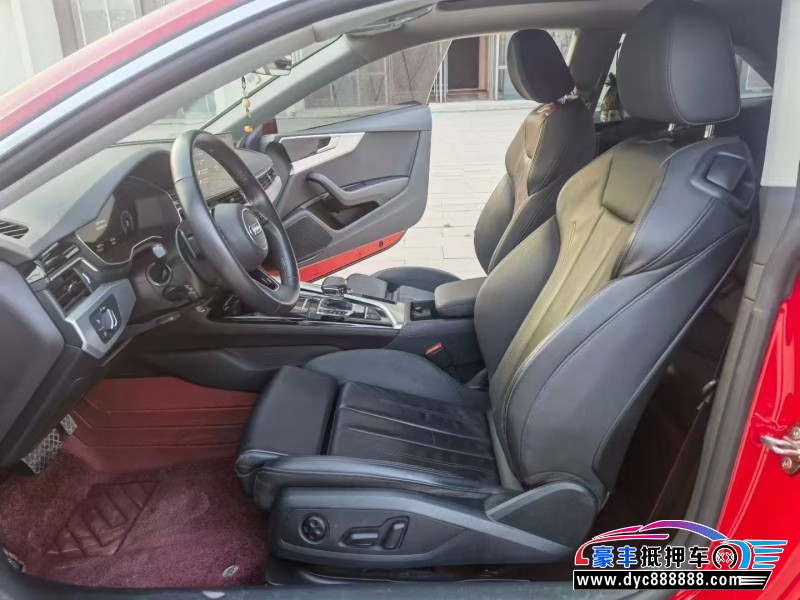 22年奥迪A5轿车抵押车出售