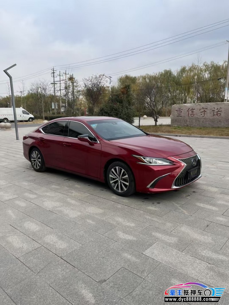 18年雷克萨斯ES轿车抵押车出售