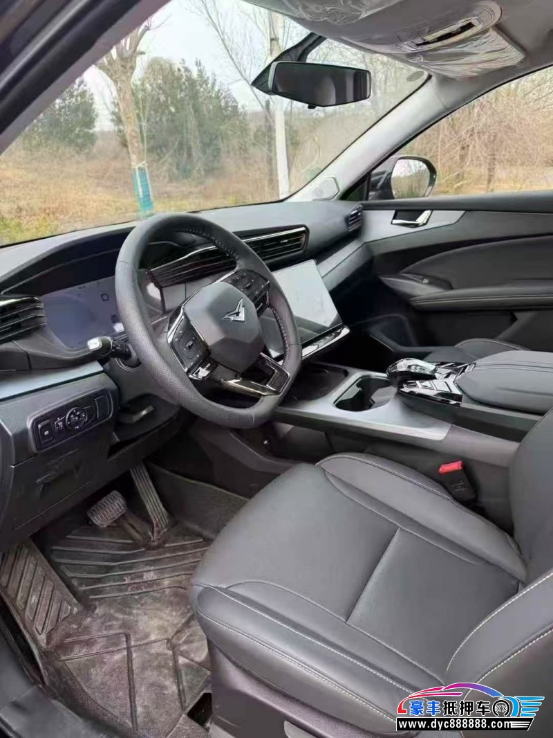 25年凯翼昆仑轿车抵押车出售