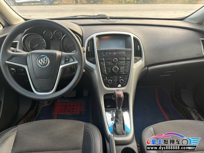 15年别克英朗轿车抵押车出售