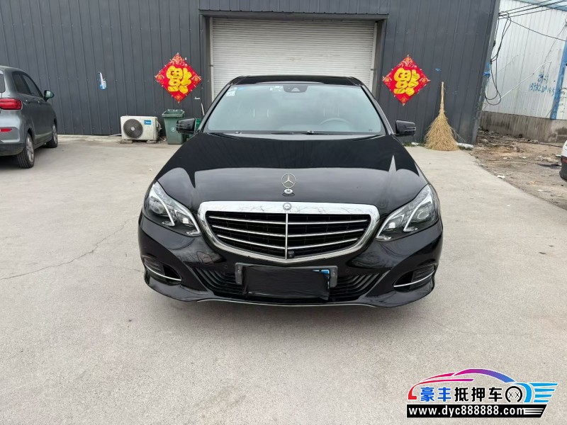 13年奔驰E轿车抵押车出售