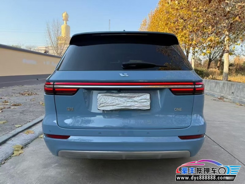 21年理想ONE轿车抵押车出售