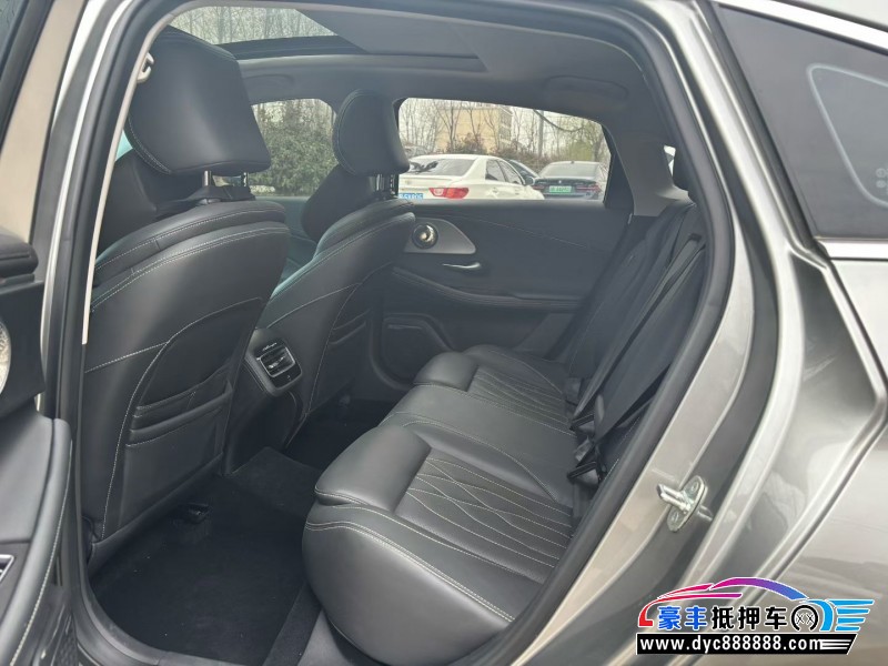 23年奇瑞艾瑞泽轿车抵押车出售