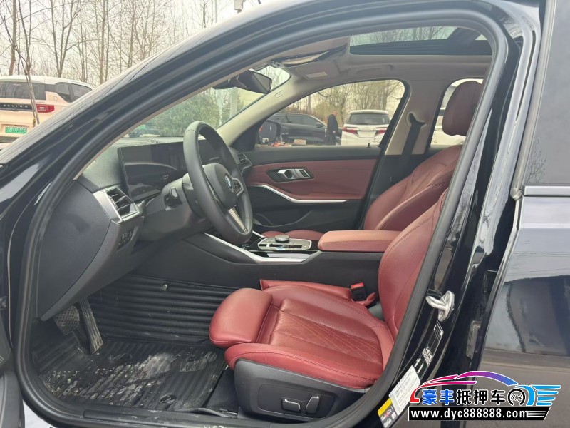 24年宝马i3轿车抵押车出售