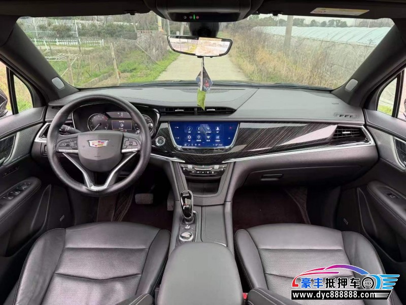 21年凯迪拉克xt6轿车抵押车出售