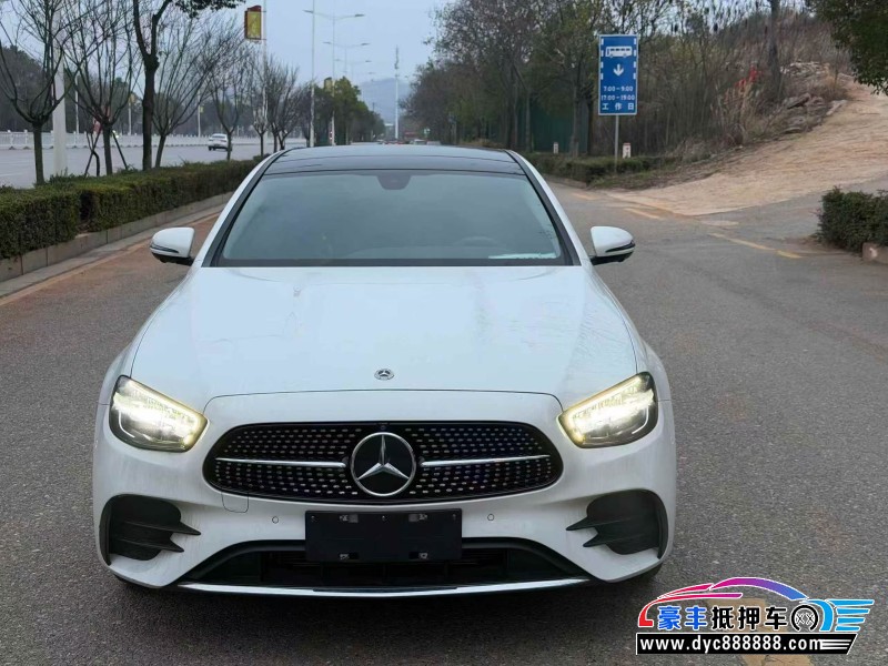 23年奔驰E轿车抵押车出售