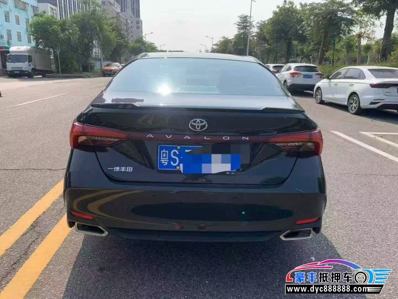 22年丰田亚洲龙轿车抵押车出售