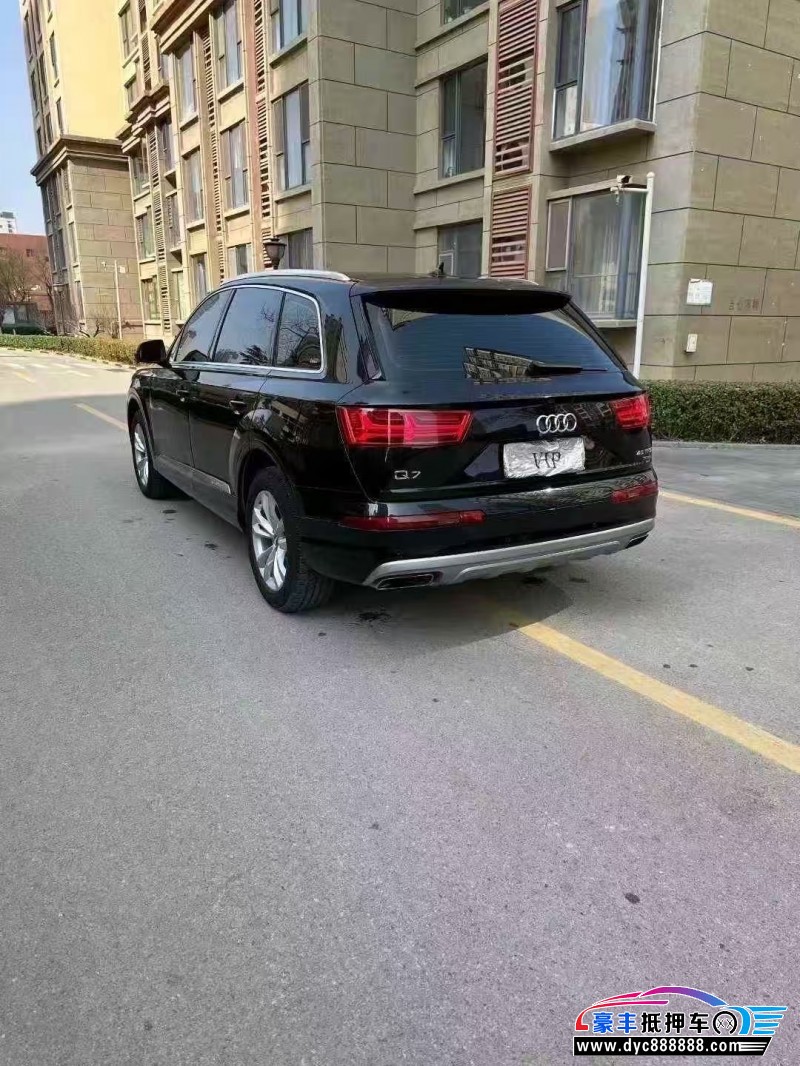 19年奥迪Q7轿车抵押车出售