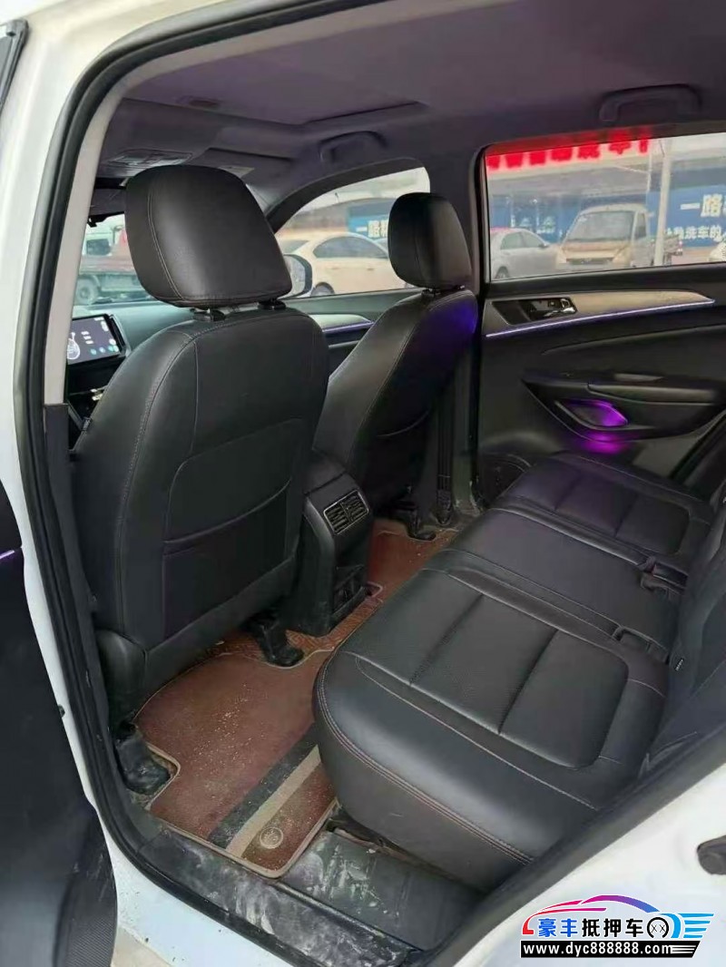 16年长安CS75轿车抵押车出售