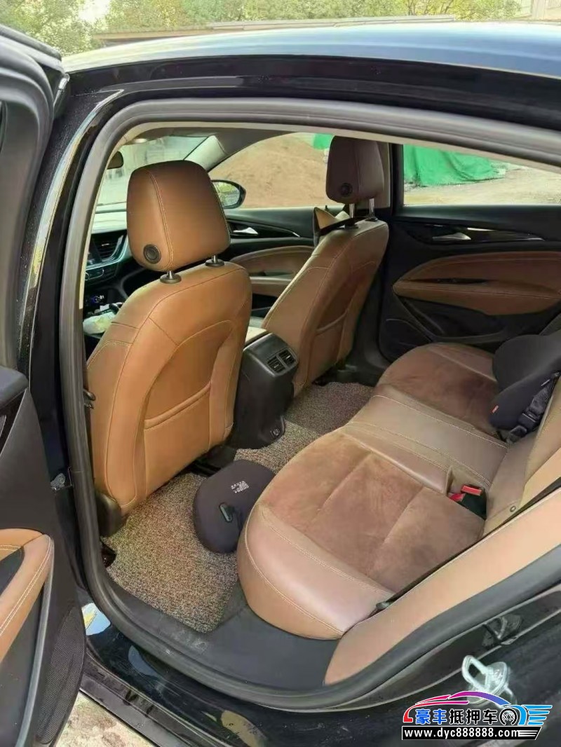 20年别克君威轿车抵押车出售