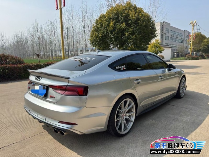 19年奥迪S5轿车抵押车出售