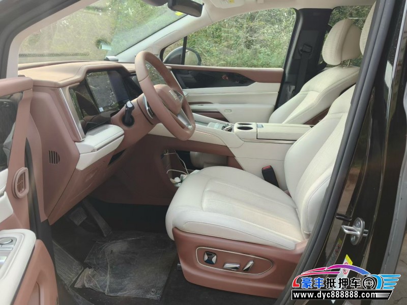 25年比亚迪夏轿车抵押车出售