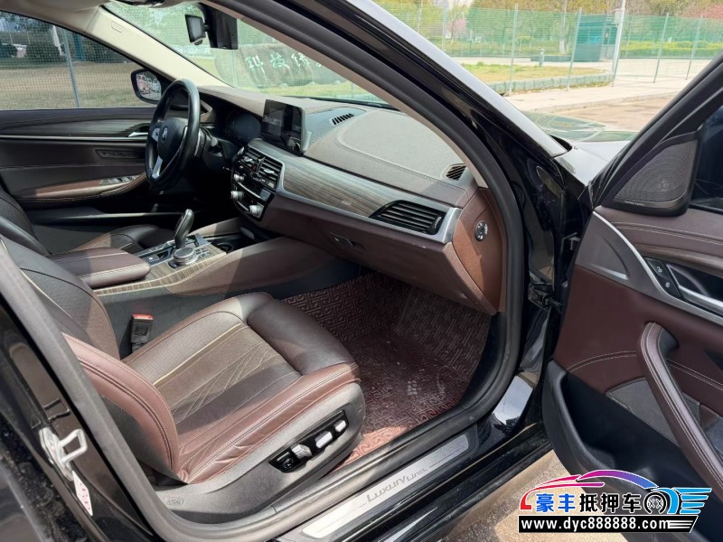 19年宝马5系轿车抵押车出售