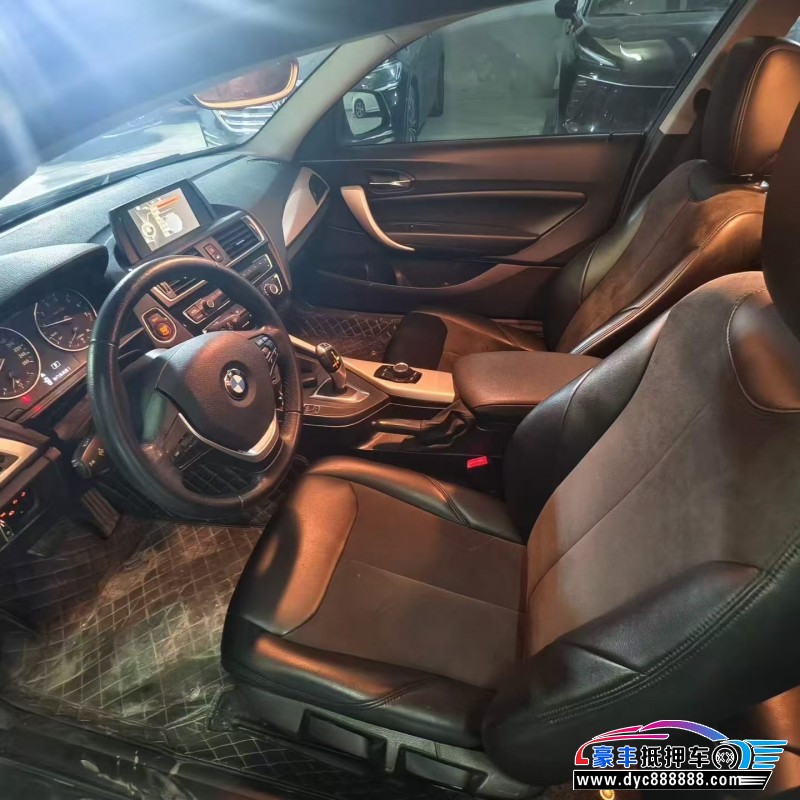 17年宝马2系轿车抵押车出售