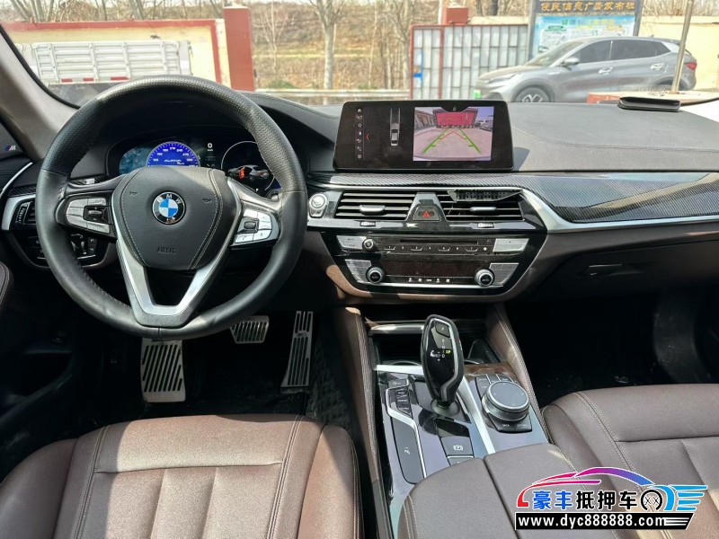 19年宝马5系轿车抵押车出售