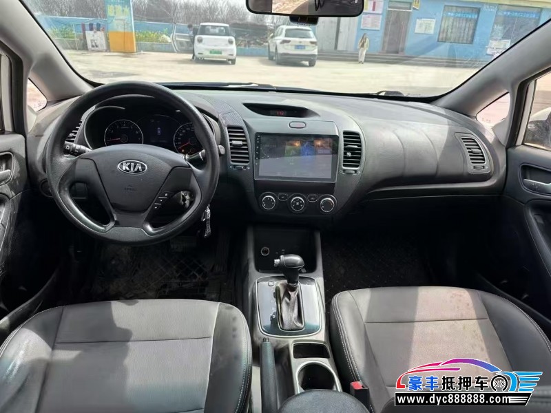 19年起亚K3轿车抵押车出售