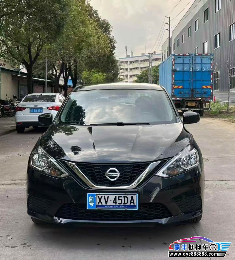 抵押车出售23年日产轩逸轿车