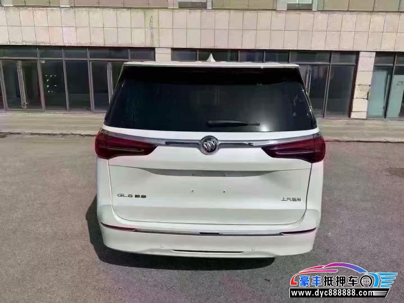 25年别克GL8轿车抵押车出售