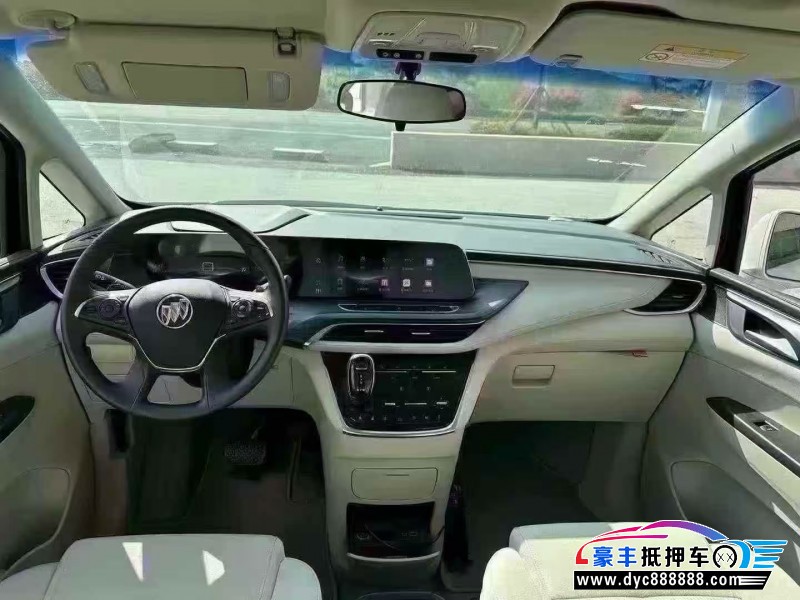 25年别克GL8轿车抵押车出售