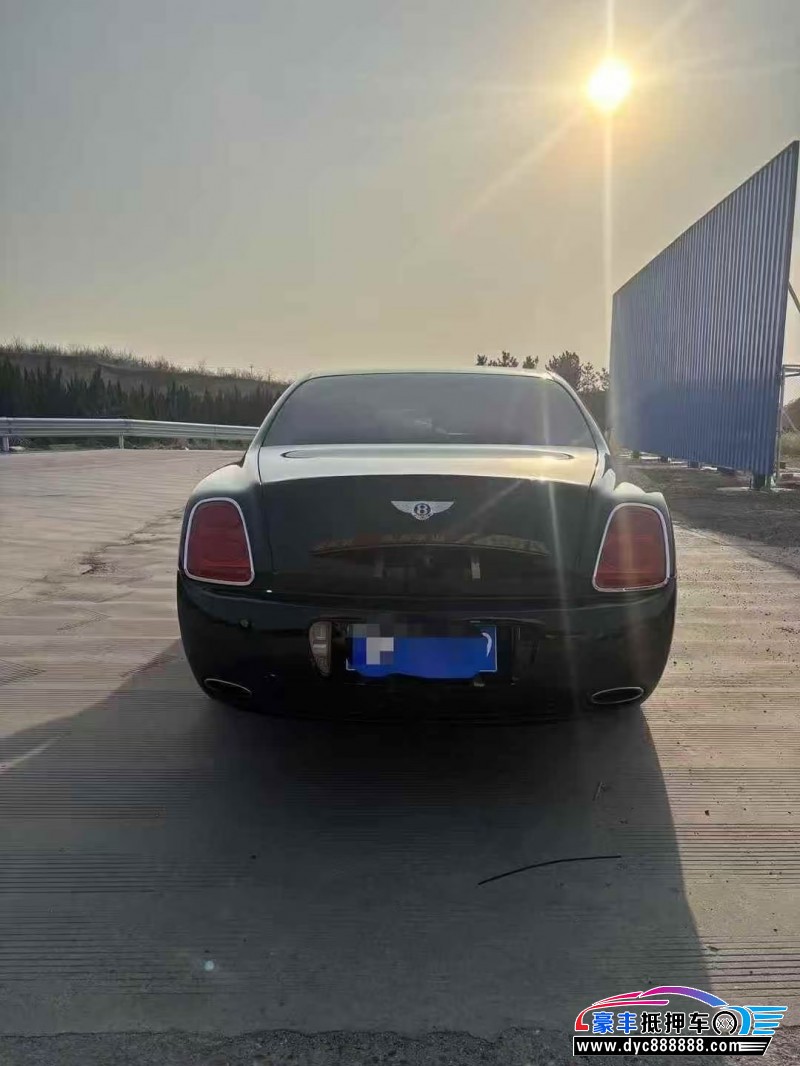 10年宾利飞驰轿车抵押车出售