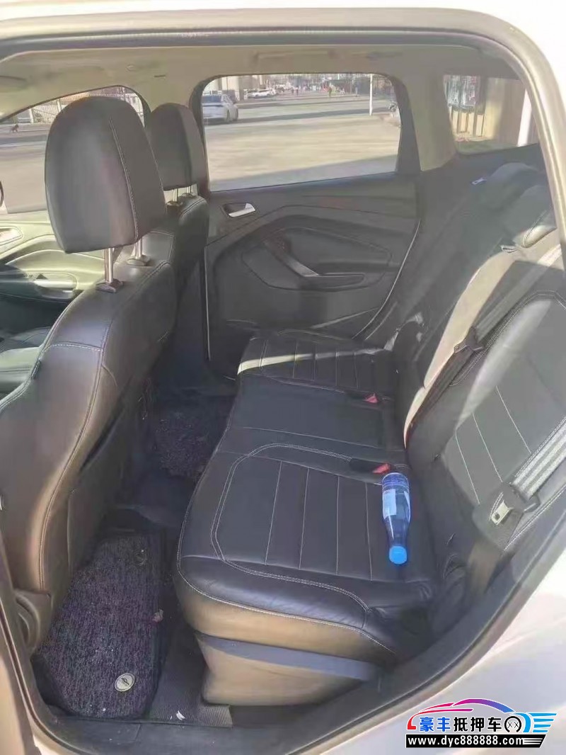 17年福特翼虎轿车抵押车出售