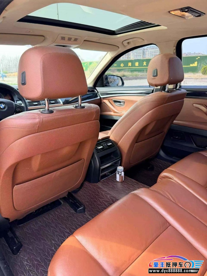 17年宝马5系轿车抵押车出售