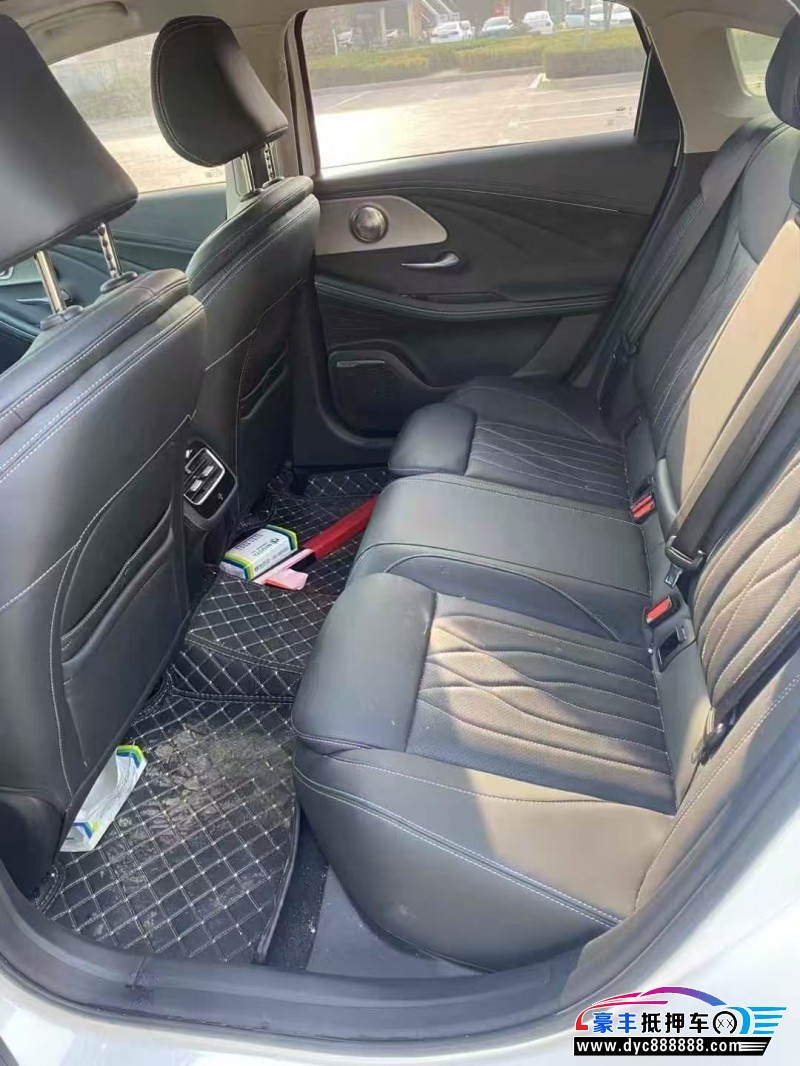 25年奇瑞艾瑞泽轿车抵押车出售