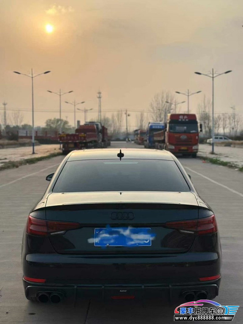 18年奥迪A4L轿车抵押车出售